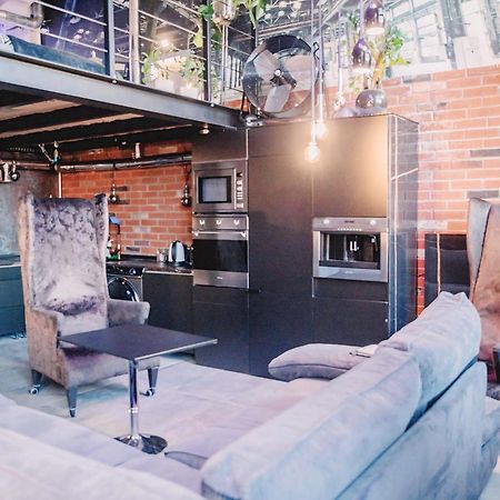 Loft Przedzalnia Appartement Zyrardow Buitenkant foto